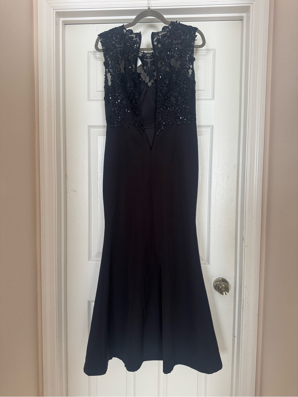 Oleg Cassini Black Embellished Mermaid Evening Gown Size 4 - Picture 10 of 10